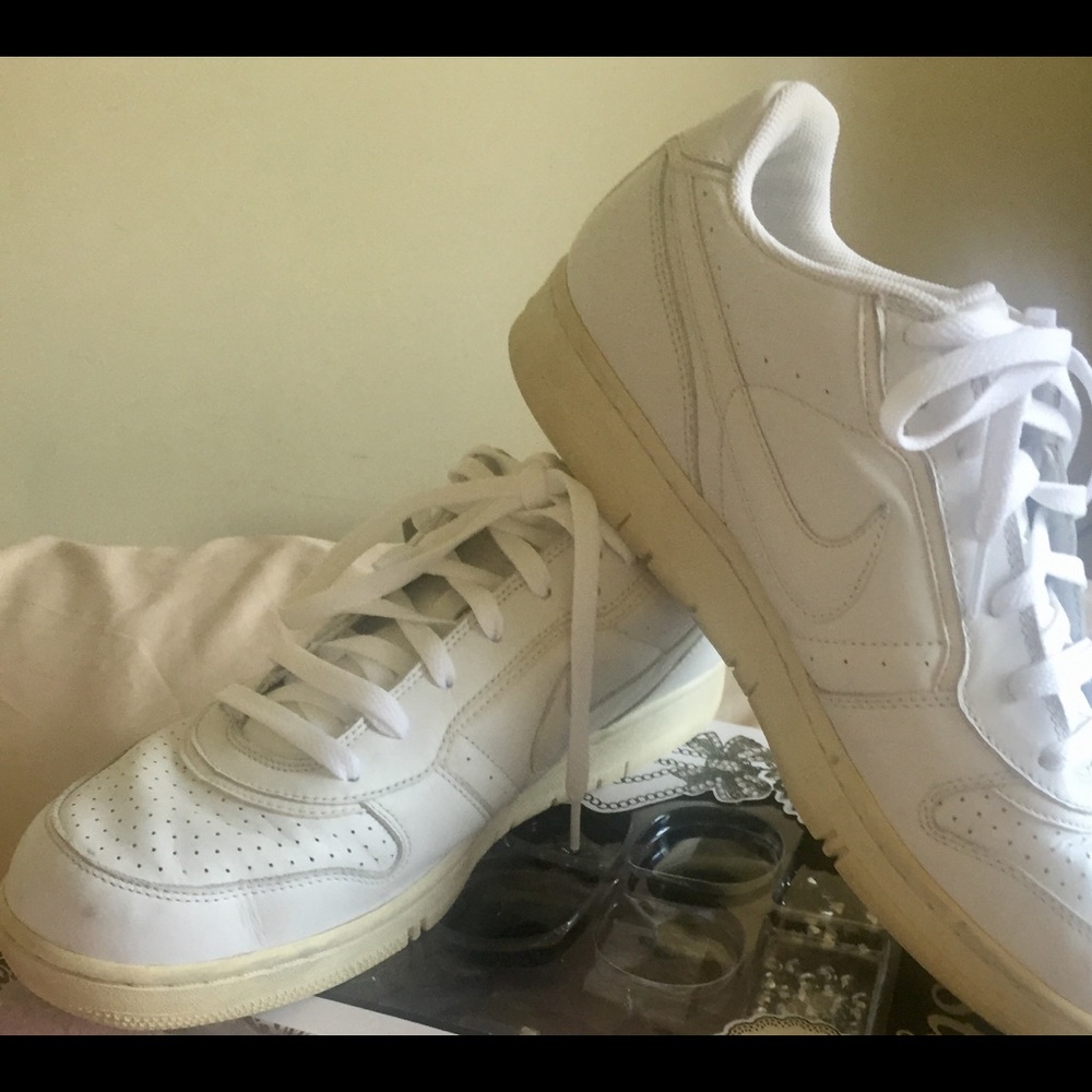 Nike Air Force 1 ( Classic)